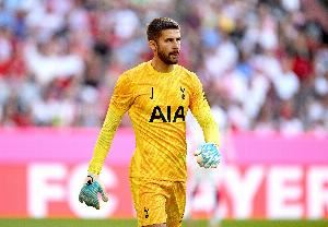 维卡里奥：热刺希望再次体验捧起奖杯的感觉，祝多纳鲁马一切顺利