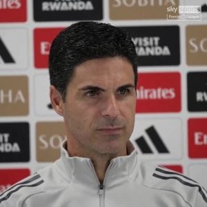 记者：可以问个三个字母的单词吗🤣阿尔特塔：我以为你要说妈妈