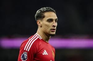 一波三折！安东尼转会时间线：贝蒂斯一度撤回报价！今日达协议