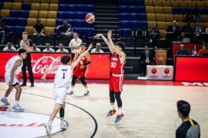 进攻高效！周展锋16分钟7中5&三分6中4拿到14分 另有2板3助