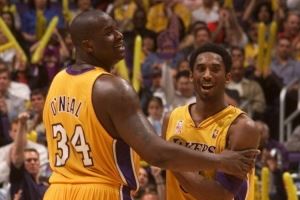 杨毅：说02西决湖人赢国王靠黑哨真不好反驳 奥尼尔最烦迪瓦茨了